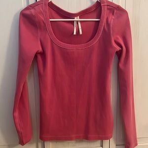 ANTHROPOLOGIE scoop neck ribbed top size small